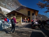 54 al Rifugio Alpini Canto Alto